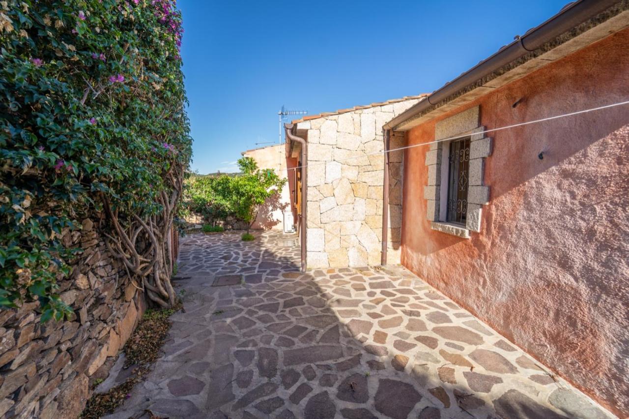 House In San Teodoro Among The Scents Of Sardiniaヴィラ エクステリア 写真